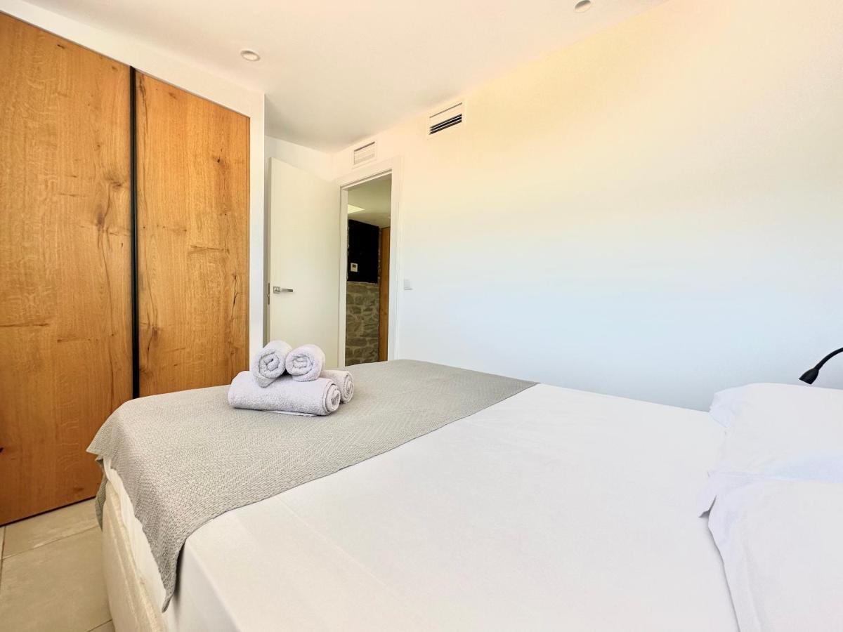 Cala Vadella Beachwalk Suites エクステリア 写真