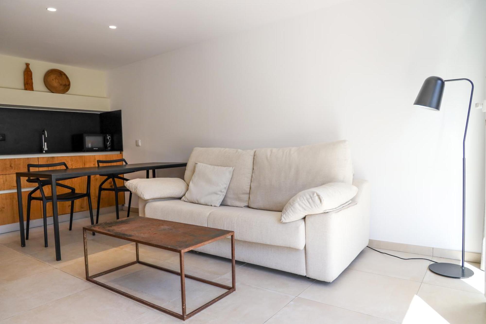 Cala Vadella Beachwalk Suites 部屋 写真