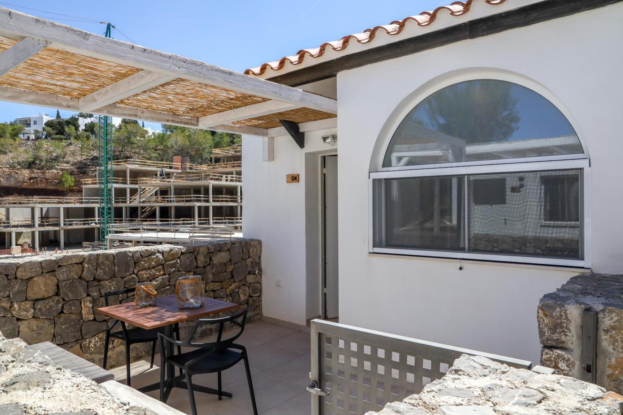 Cala Vadella Beachwalk Suites エクステリア 写真